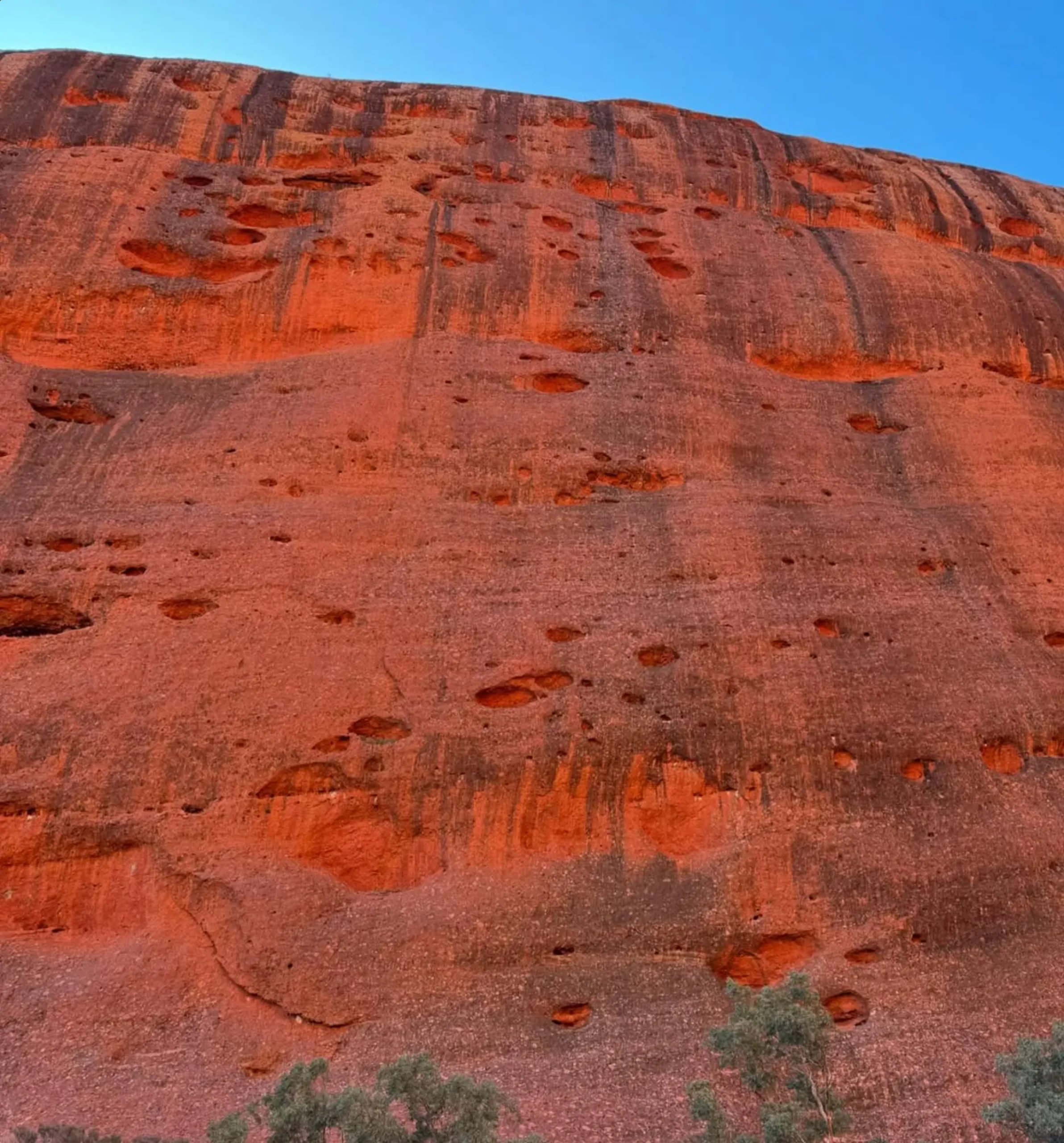 hottest months, Red Centre